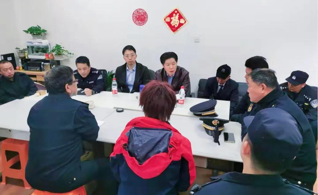 一小区推智能门禁可查群租,上海一小区推智能门禁可查群租