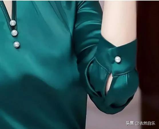 现在穿裙子早不,七分袖雪纺衫这样穿时尚洋气