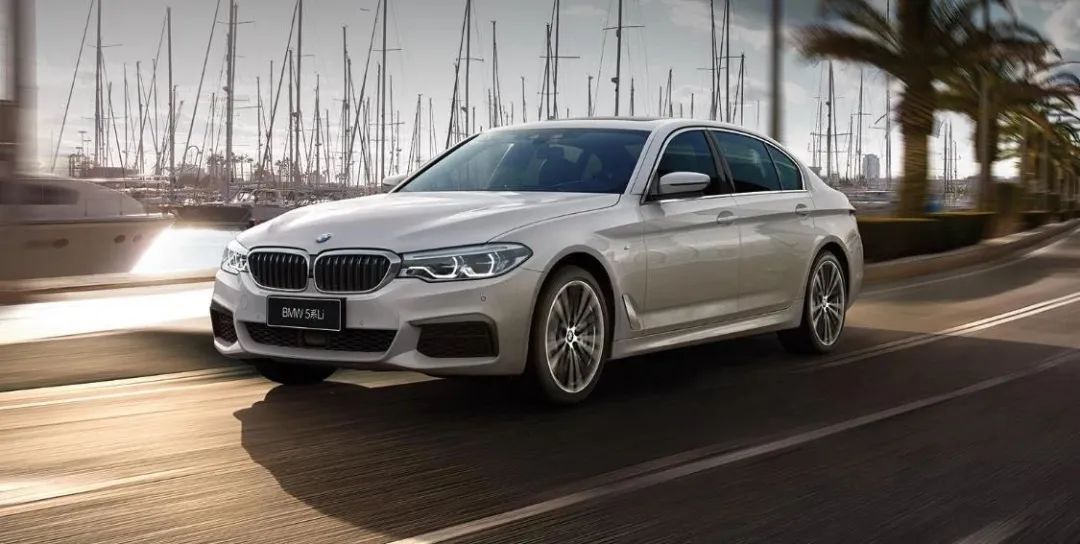 奔驰e级宝马5系奥迪a6l权威对比下,宝马5系和奥迪a6l