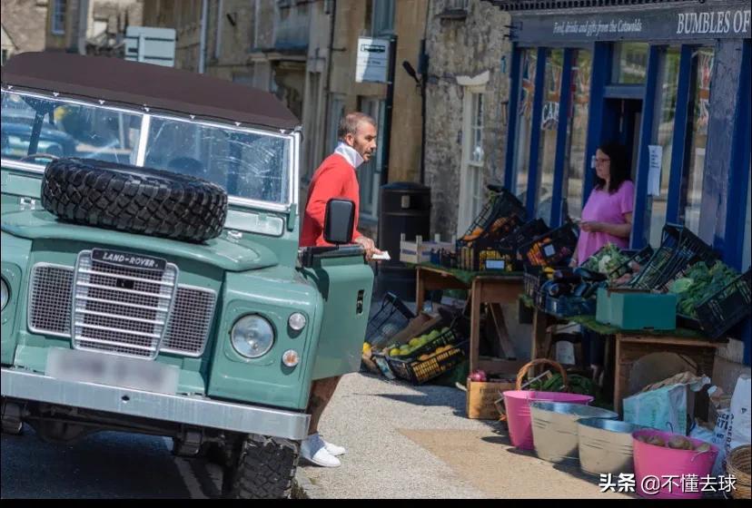 贝克汉姆植发成功案例,贝克汉姆植发后还秃