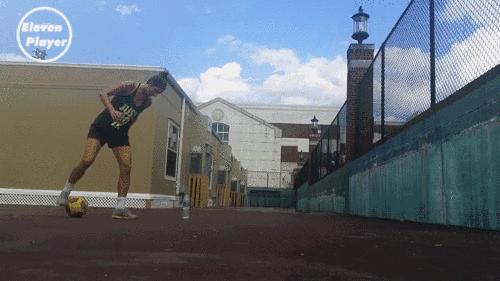 足球接球转身技术重点,足球f5