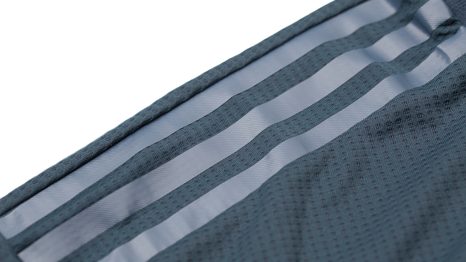 正品球衣在哪买,教你买球