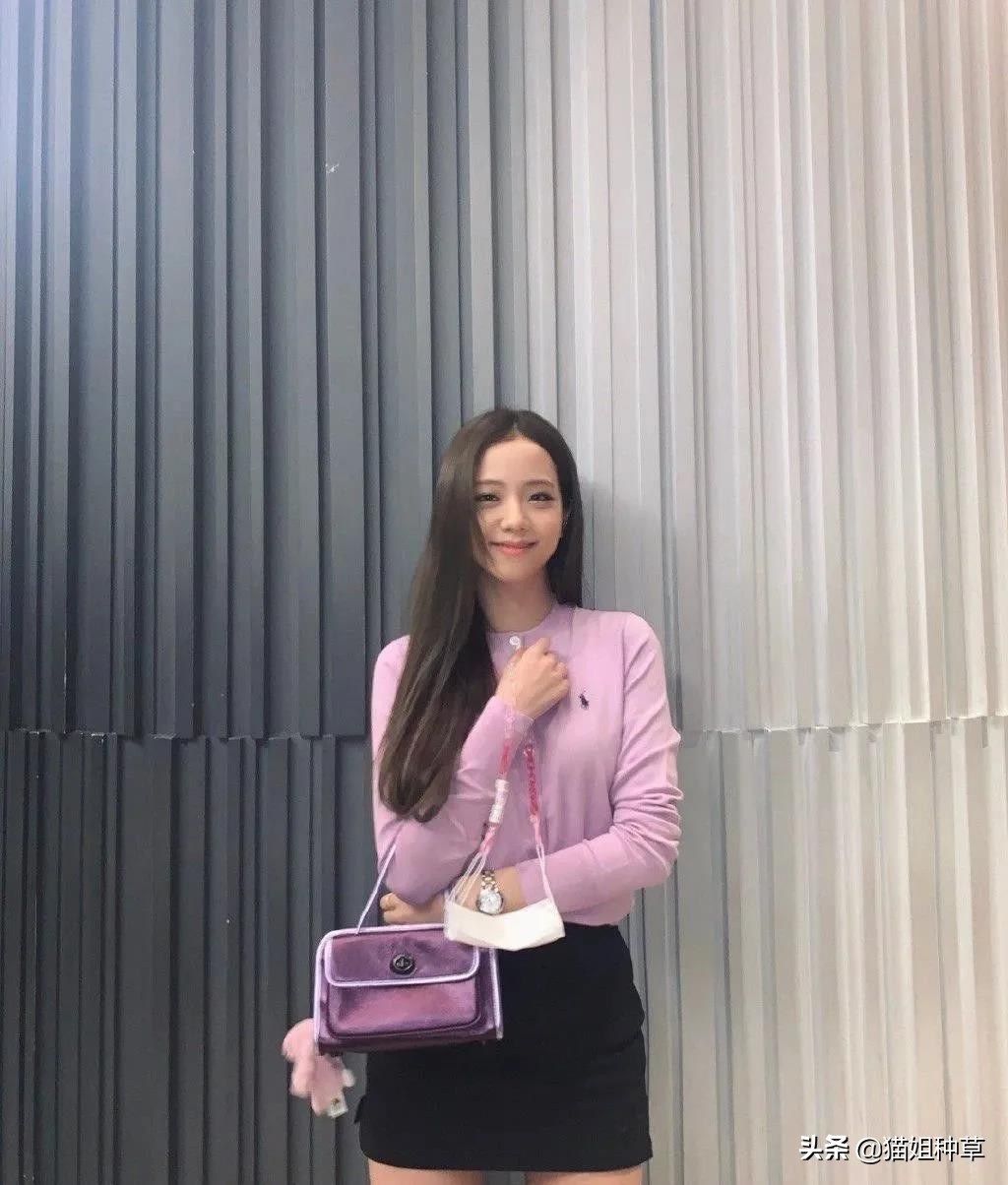 今年秋冬小配饰流行,今年流行款配饰