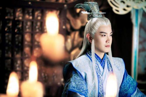 十大古装男神挨鞭子,影视剧中十大男神