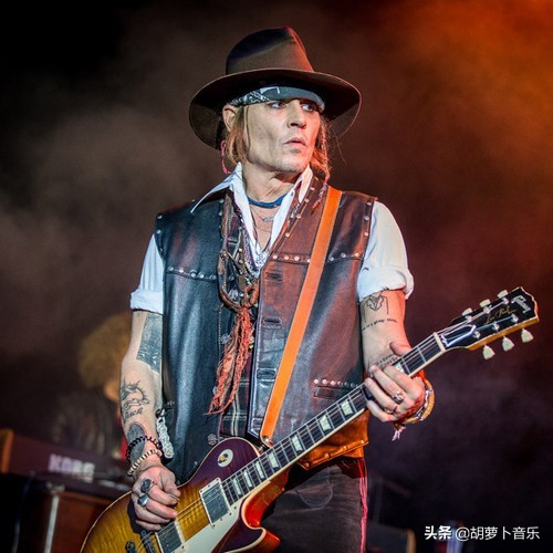 今日欧美圈：侃爷新专“果然”推迟，Grimes助阵Chromatica混音版