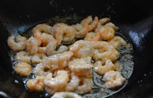 虾仁的正确打开方式这样做才够味,虾仁的巧妙做法你会几种