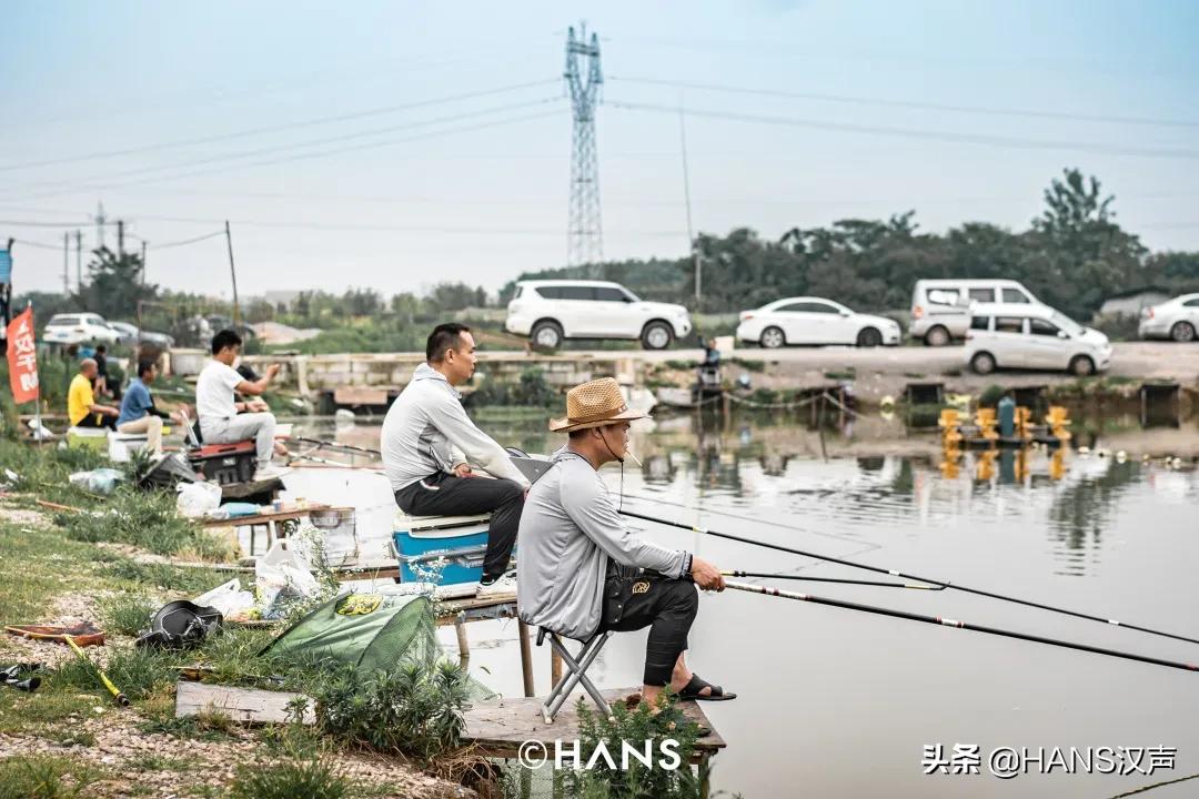天元邓刚在湖北枣阳钓鱼的视频,天元邓刚钓鱼最新视频现场