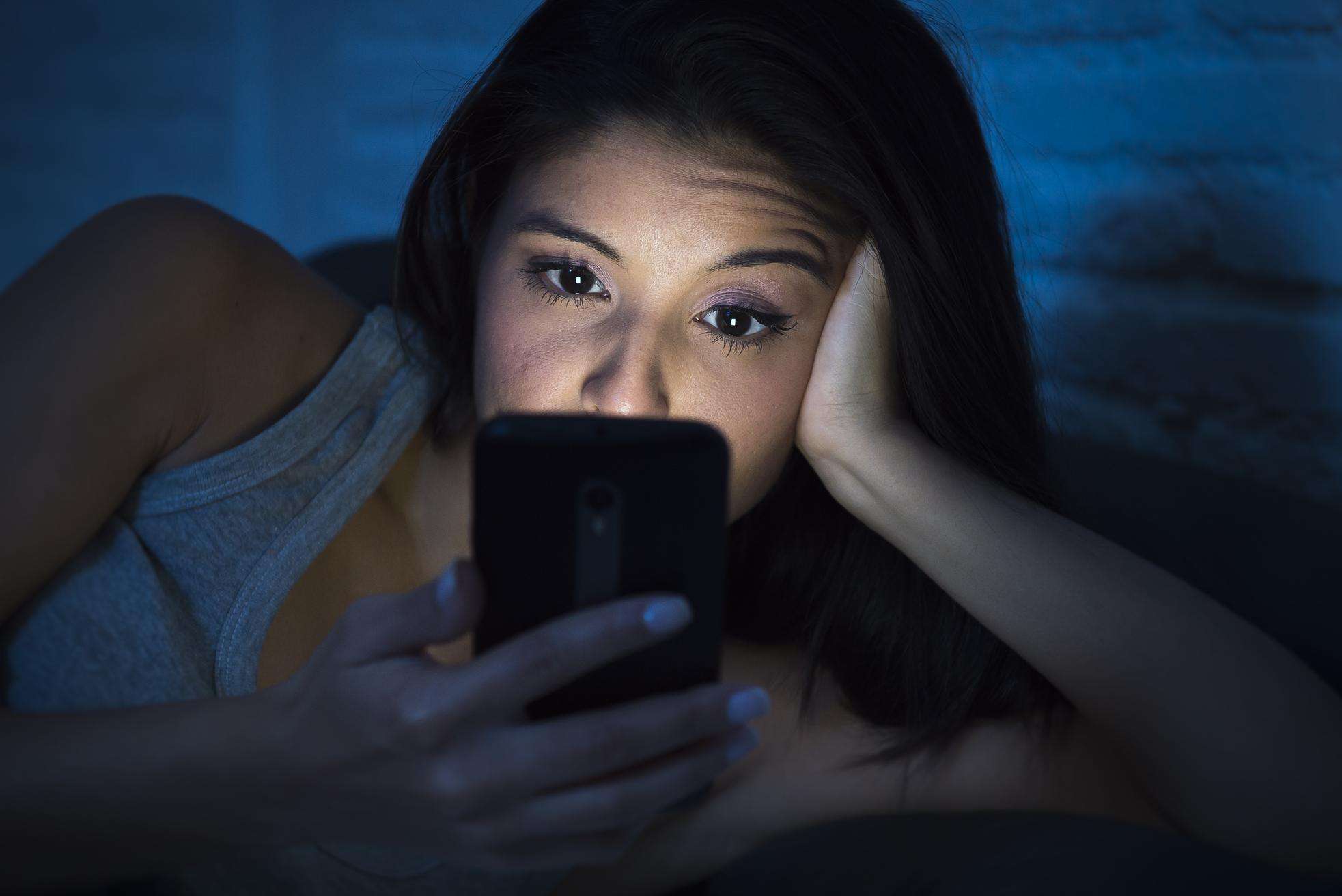 家长送锦旗怼老师反映什么问题,家长送锦旗教师怎么回复