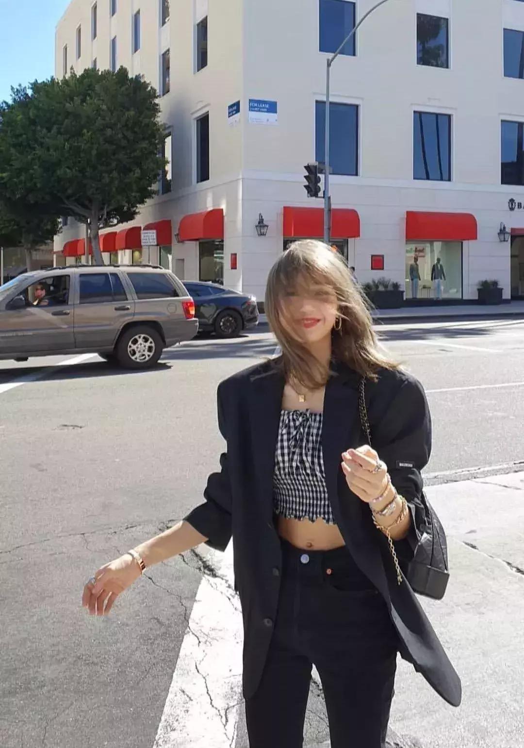 lisa圆领针织长袖罩衫,lisa短上衣推荐