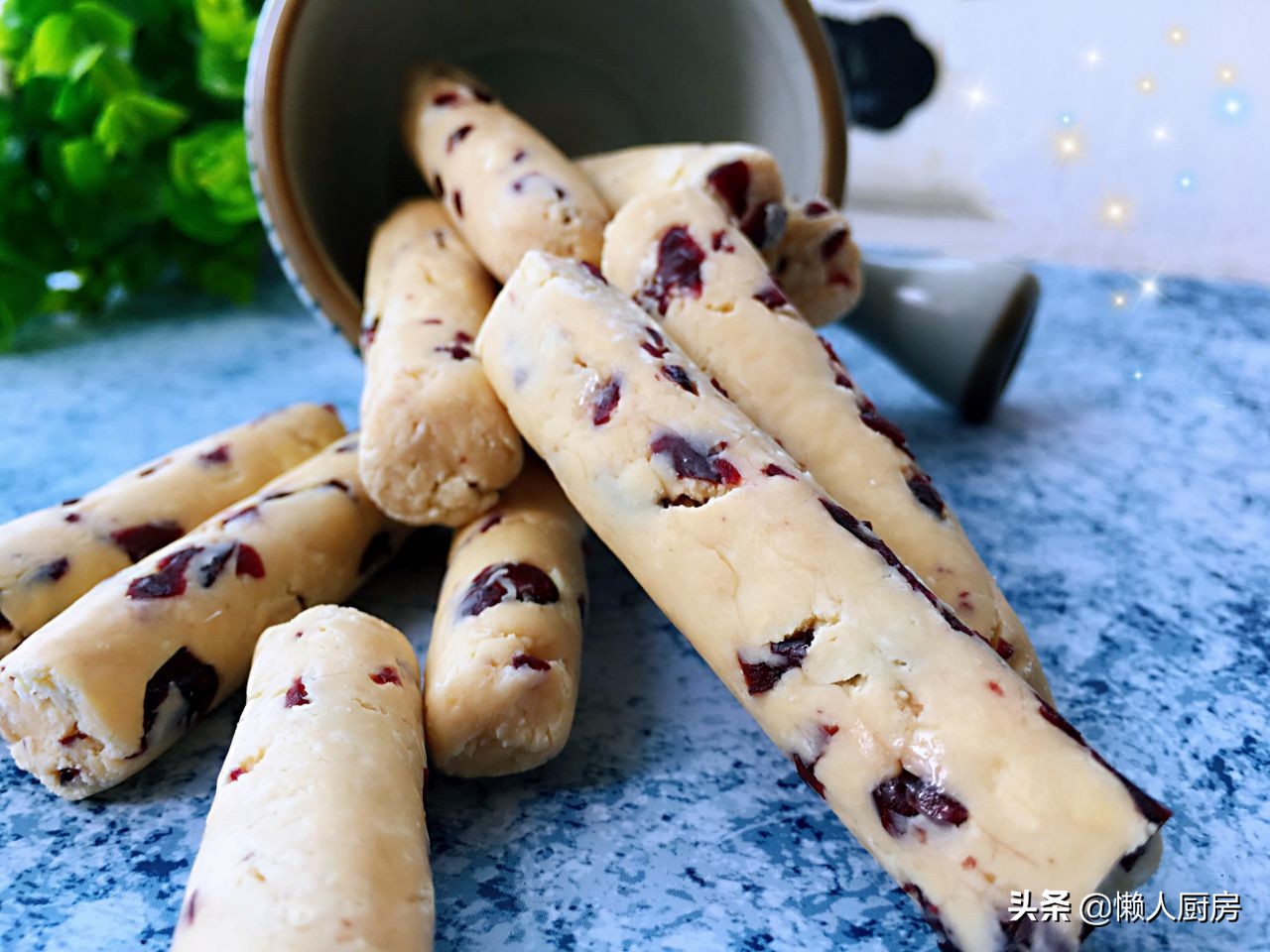 宝宝喝不完的奶粉能做什么好吃的,以前的奶粉不吃怎么转新奶粉