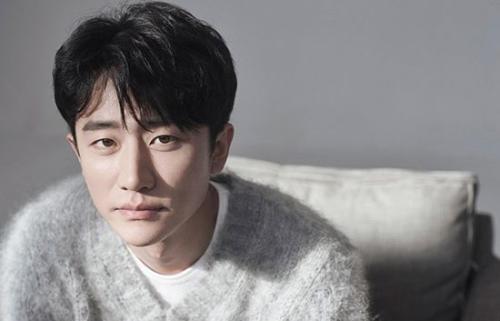 黄轩被换角色,黄轩爆红背后的故事