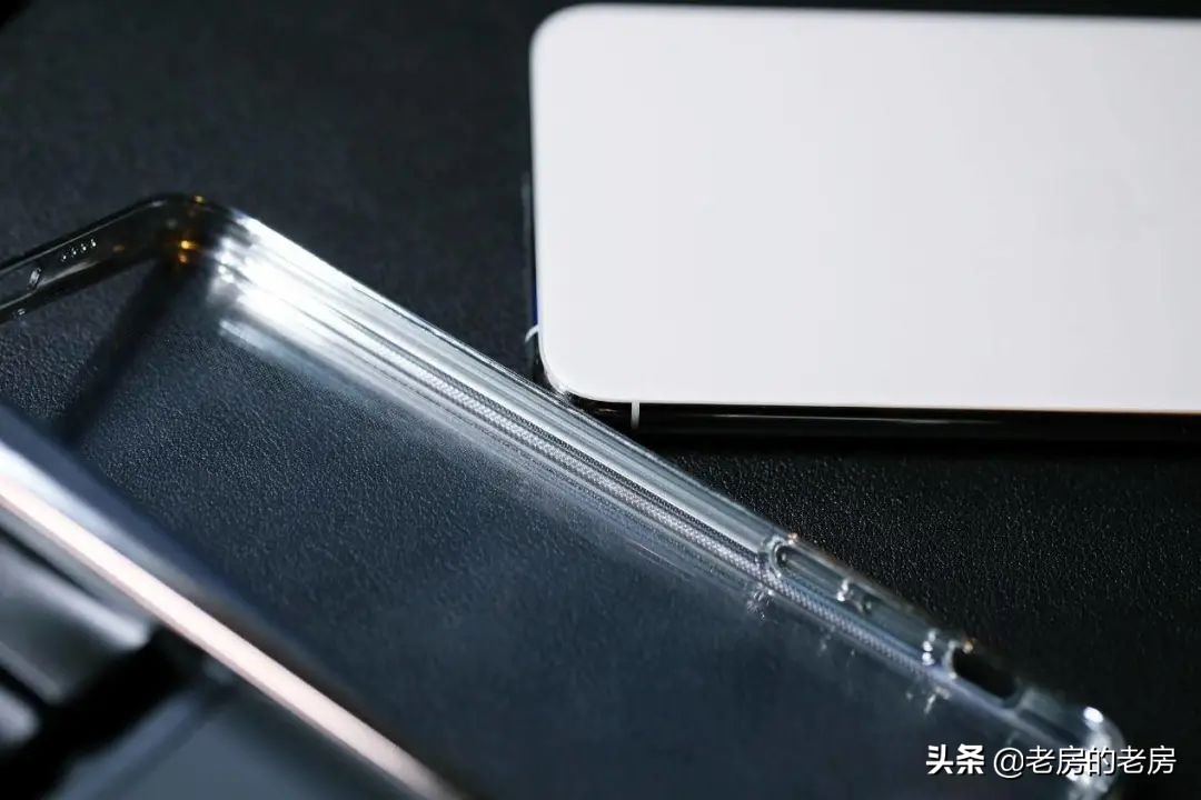 手机有哪些不可缺少的配件,能够提升手机使用感受的配件