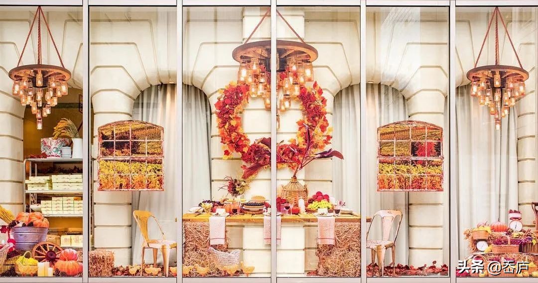 星巴克魔幻美人鱼、MUJI色卡饮料、复刻名画的甜品，让你一秒入夏