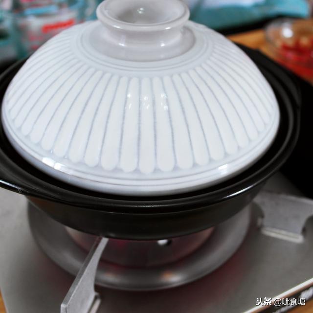 让人吃了还想吃的腊味煲仔饭,咸鲜味美又下饭