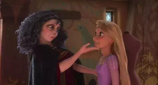 香奈儿香水创意设计,香水花里胡哨