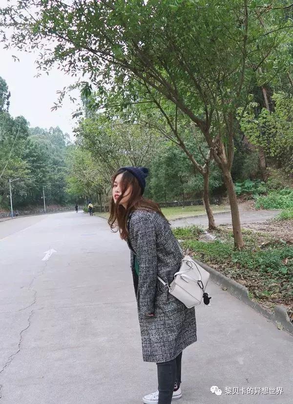 她们说穿过最满意的一件大衣,是这件!