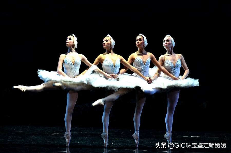 施华洛世奇镂空金天鹅,施华洛世奇梦幻水晶天鹅