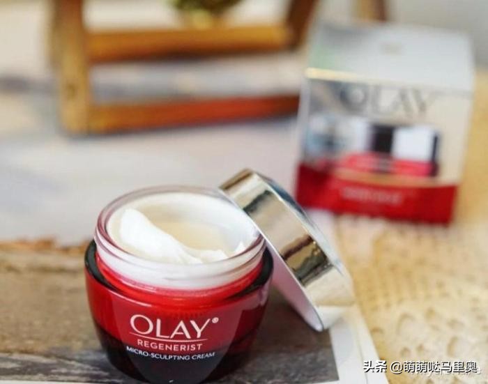 6款好用混油皮面霜,6款面霜实测40块钱买油皮亲妈