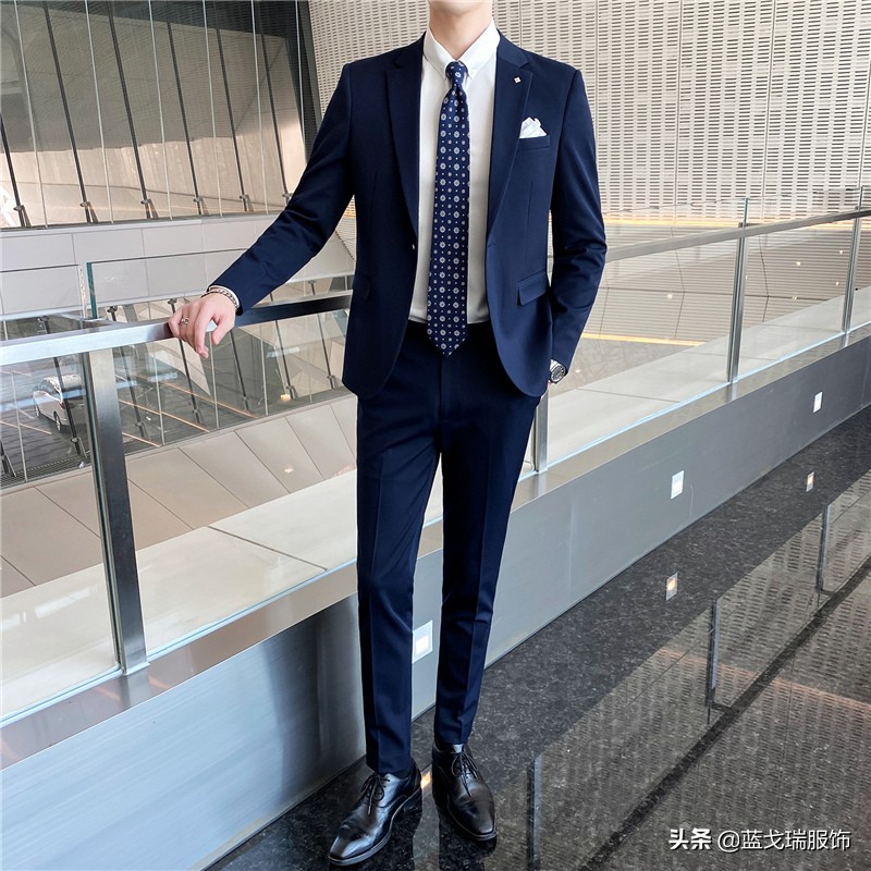 超正的韩版西装搭配,最新款韩版西装搭配