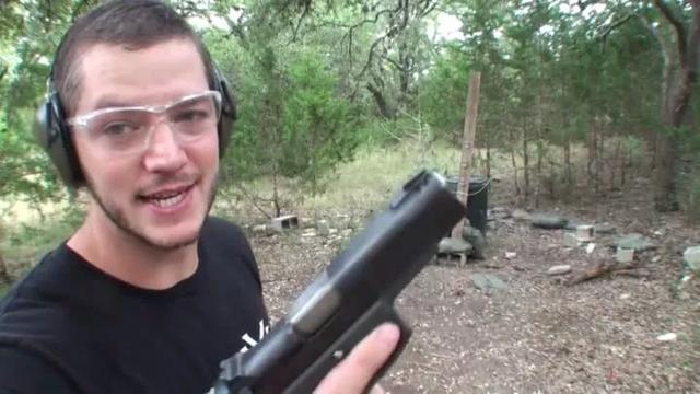 现实中能用手枪开锁吗,用枪开锁真的很容易吗