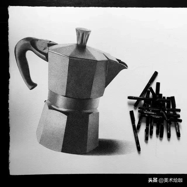 用1支针管笔点画了200小时，结果很惊人