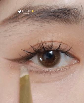 抖音这6个化妆技巧火了，一秒微笑唇也太鸡肋了