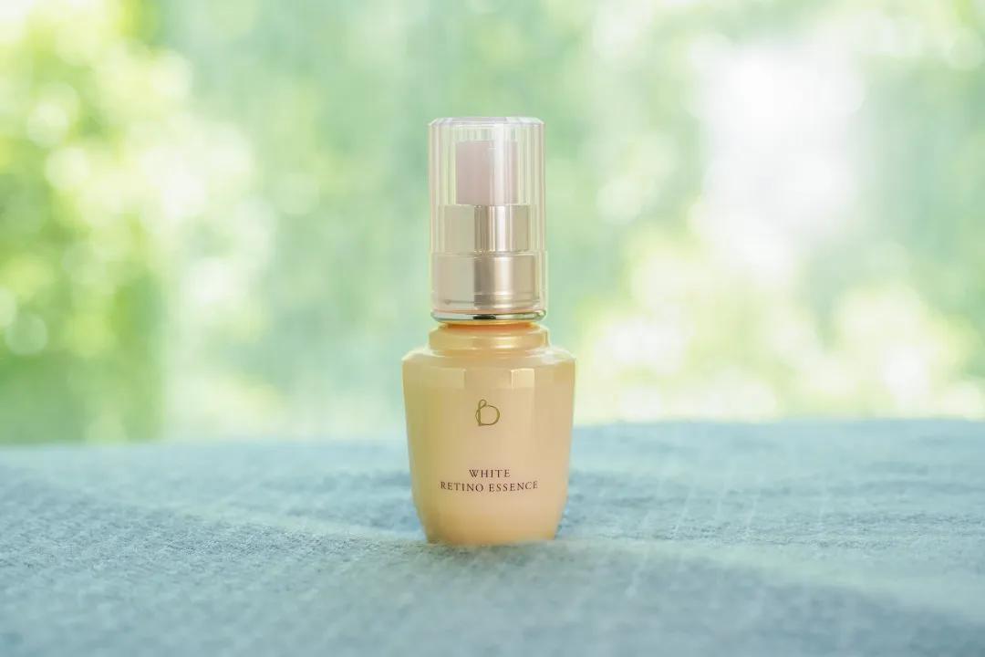 科颜氏美白精华和sk2美白精华,哪款美白精华白得更快