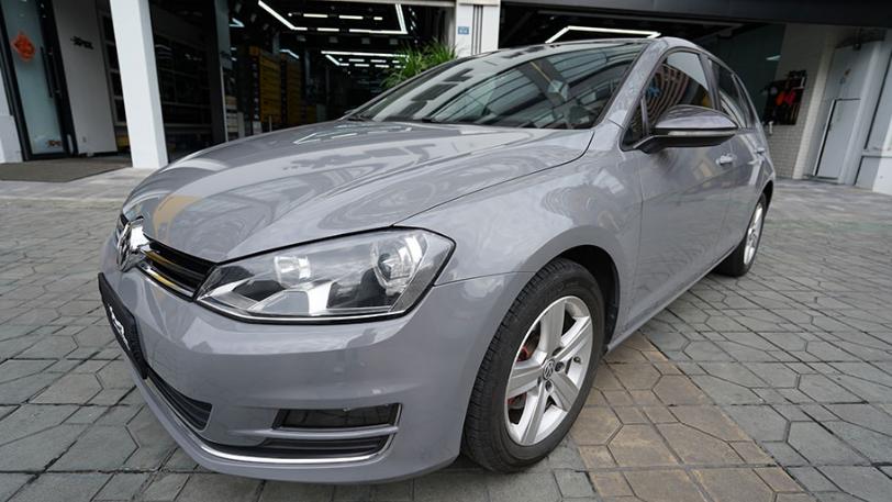 为什么14promax贴膜老是起泡,新车玻璃贴膜边缘起泡怎么办