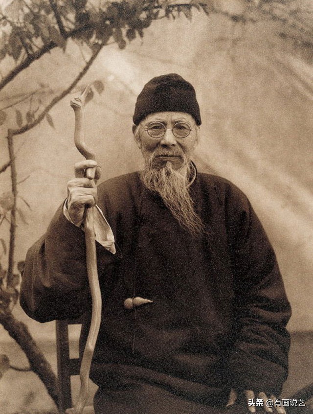 弟子没钱想求画,齐白石乱画一幅敷衍,不料如今卖出437万