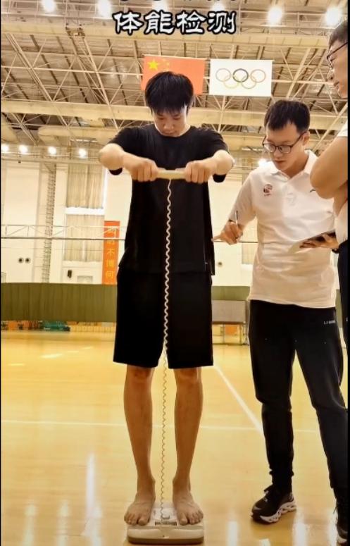 cba丁伟冲突,cba丁伟霸气一面