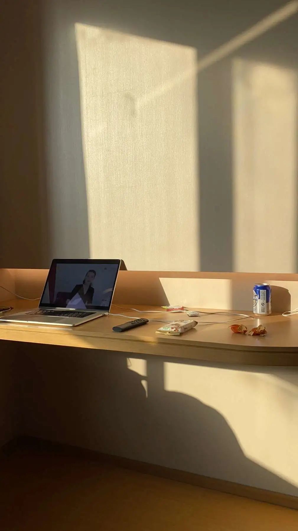 CBD里的Chloe、AmandaandKatharine，都在㳽到脑壳买农副产品