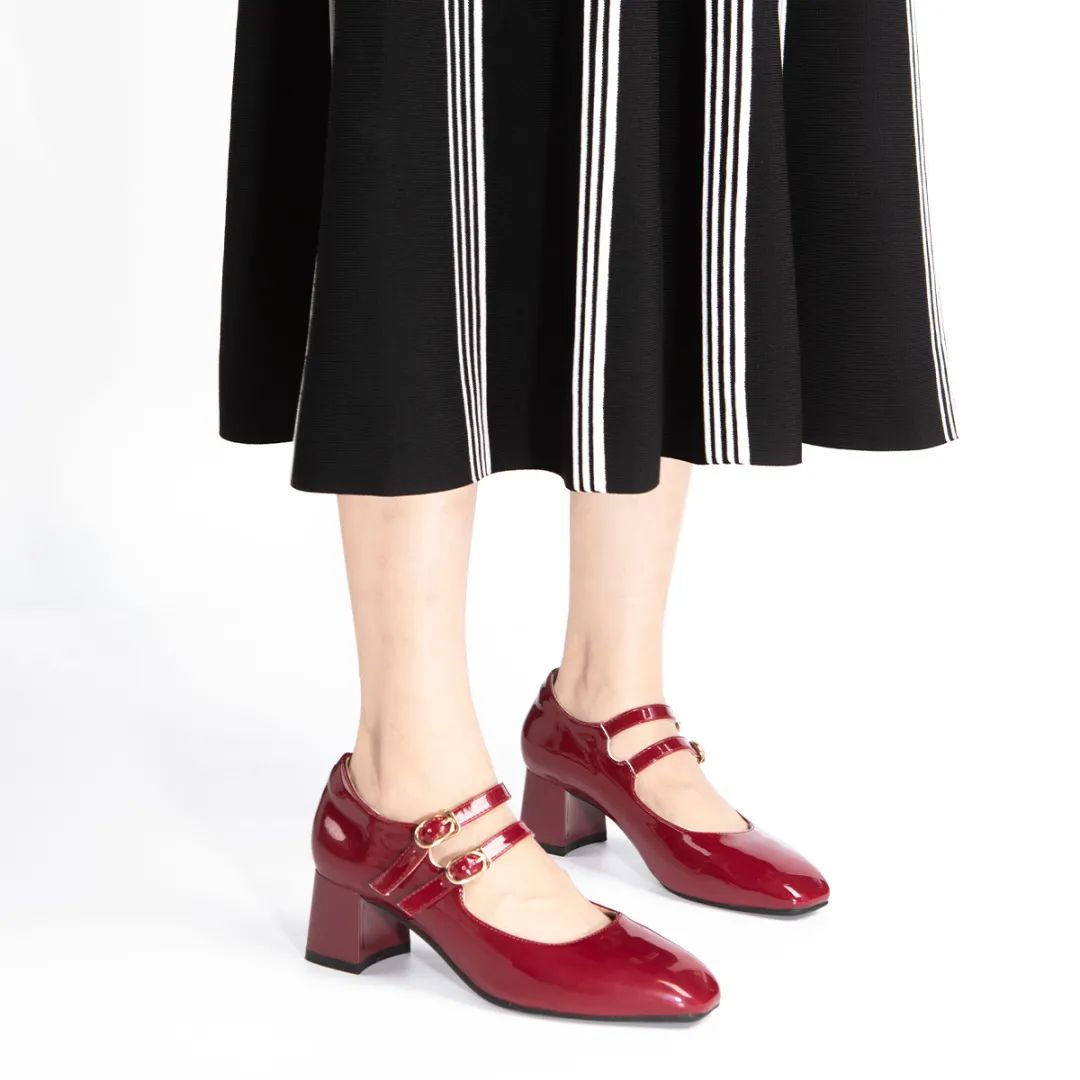 别再露脚踝了,今冬不流行露脚踝了露袜才更时髦