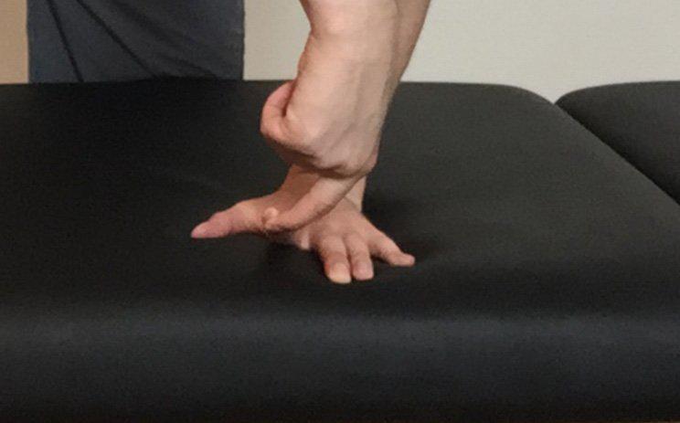 手部疼痛怎么解决,手部用力过度手指疼痛怎么缓解