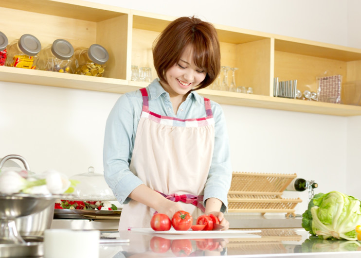 食之精致，碟碗众多，日本人吃饭为何如此“讲究”？