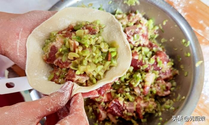 夏天多吃绿豆汤好不好啊,夏天多吃白菜豆腐的好处