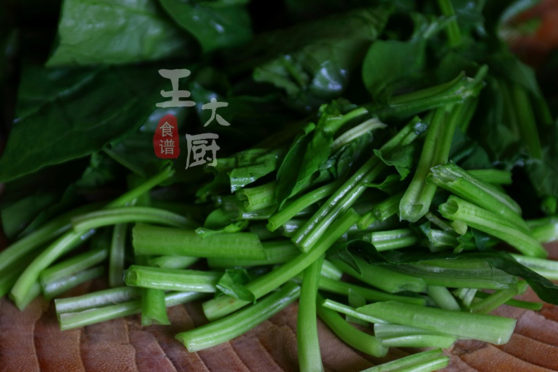 菠菜油条的家常做法大全,菠菜油条的做法和发面全过程