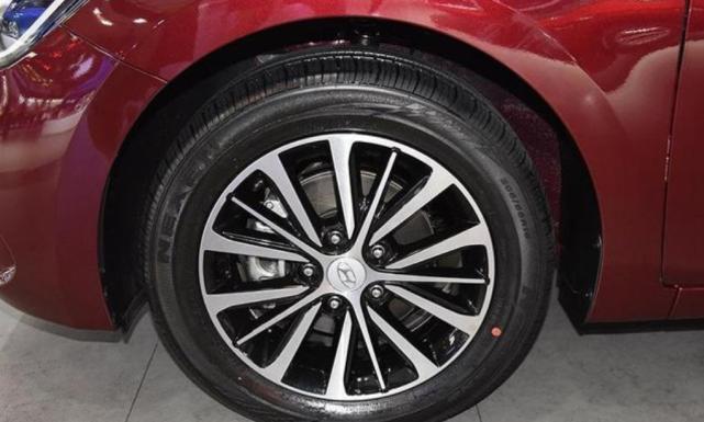 逸行2019款,合资大牌车降5.69万