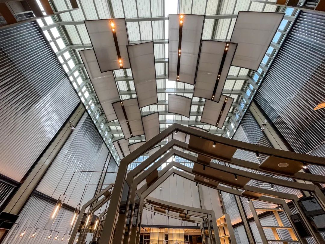 奥克斯皇冠假日酒店,奥克斯中心皇冠假日酒店自助餐