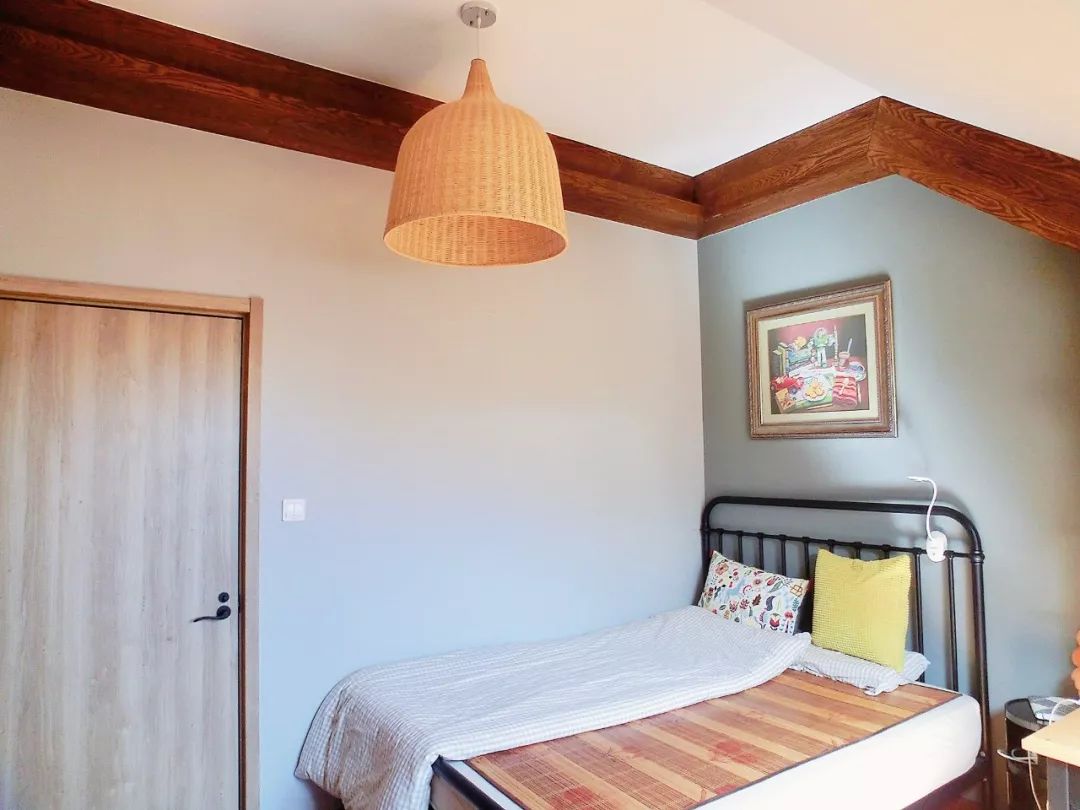 卧室太小床头柜放不下来,卧室床不放床头可以吗