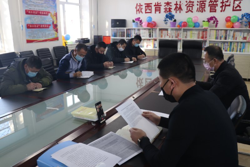 依西肯森林资源区栾青元：用行动诠释了*党**员领导干部的责任与担当