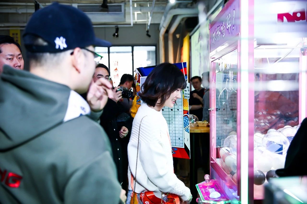 omg加工视频大全,omg夺冠高燃酒吧介绍