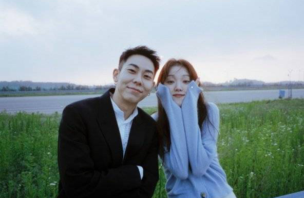 李圣经公布恋爱,李圣经恋爱中的状态