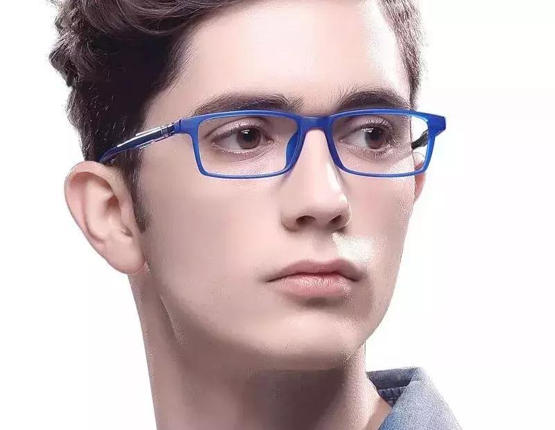 透明镜框适合脸黑,皮肤暗沉如何挑选镜框