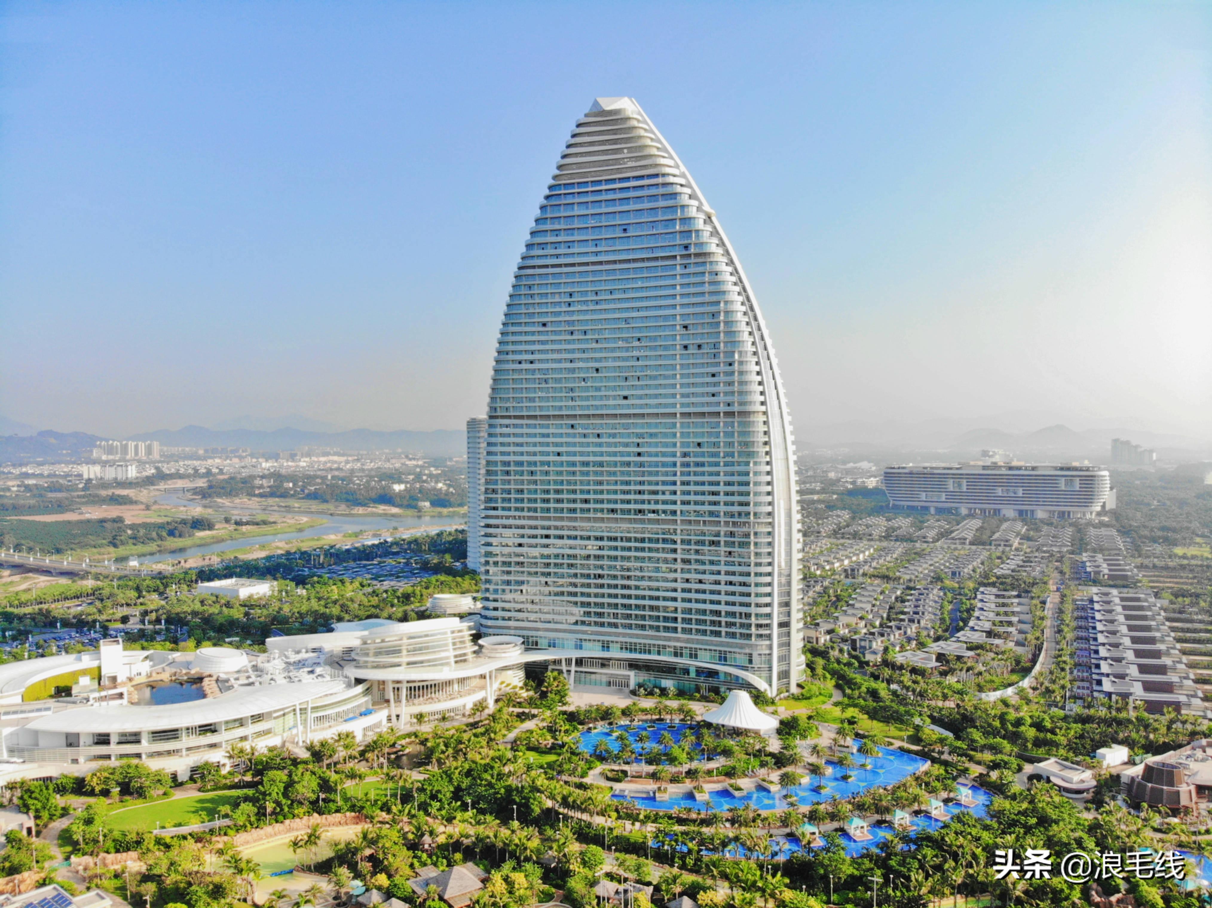 李现拍戏住的三亚酒店多少钱一晚,住韩商言同款酒店