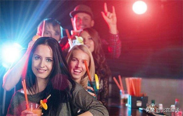 怎么表白浪漫成本还低,怎样表白比较浪漫