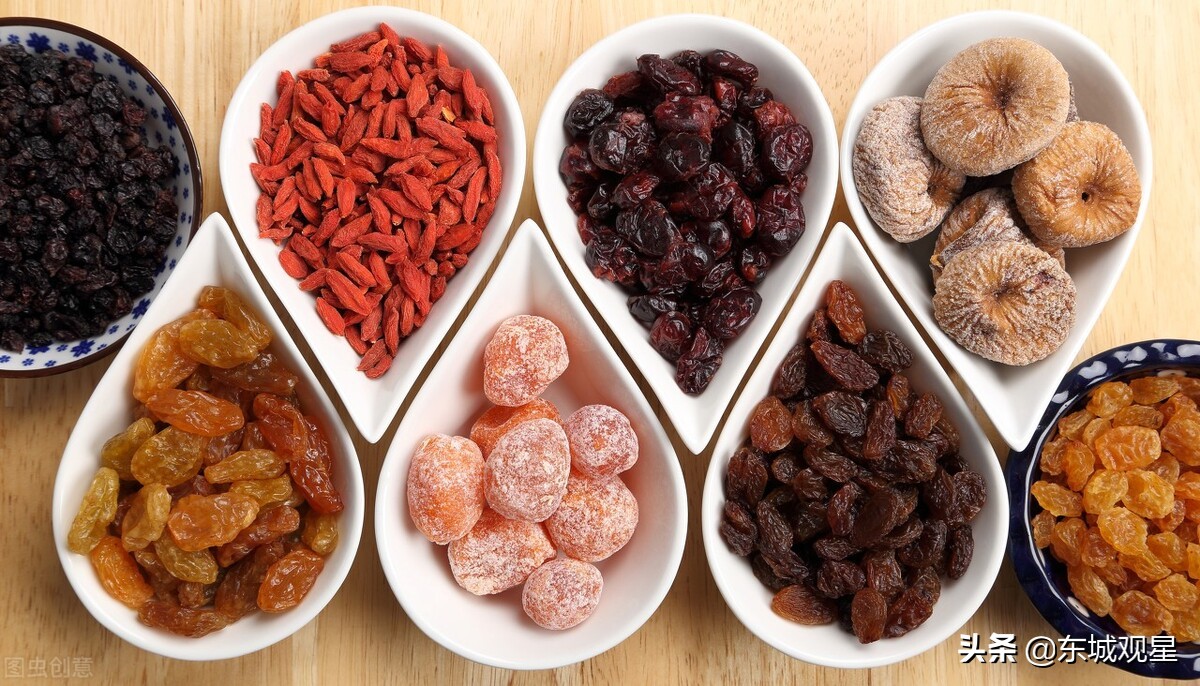 棉袜容易脚臭还是丝袜容易脚臭,为什么穿袜子脚会舒服