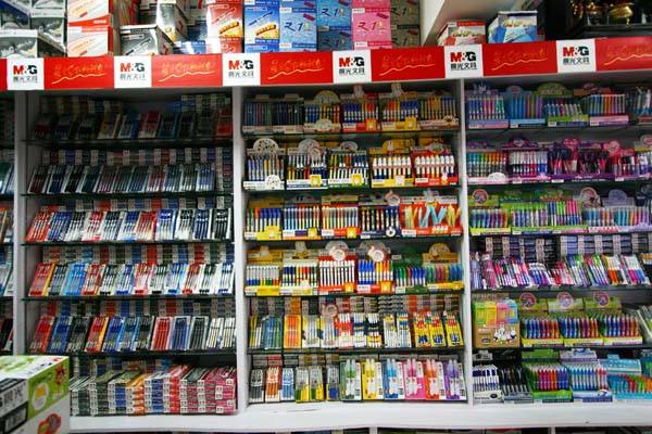 学生赚个零花钱,学校最挣钱的生意