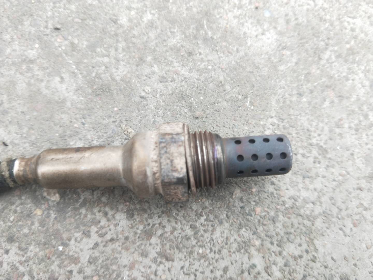 氧传感器故障灯亮消码过一天又亮,故障灯亮显示氧传感器问题