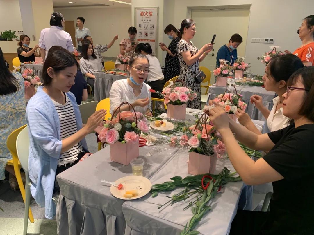 医美沙龙VOL.1：一场以“花”为名的美丽约会