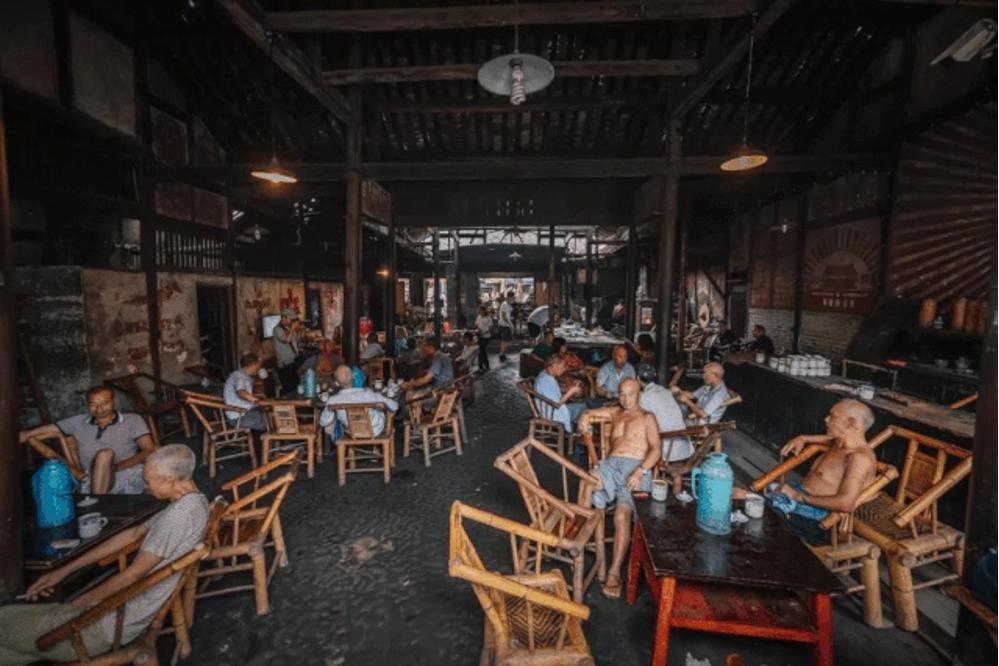 剑桥女学霸在中国学中餐,一个剑桥女学霸